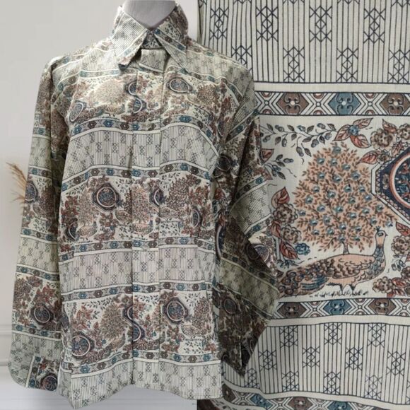 Vintage 70s Peacock Print Casual Button Down Size M Dagger Collar Disco Shirt